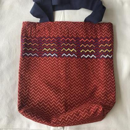 Hand embroidered tote bag - zigzag/..